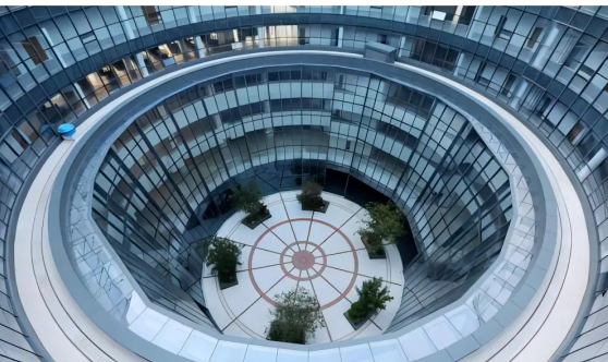 玻璃幕墻應用及其防火措施